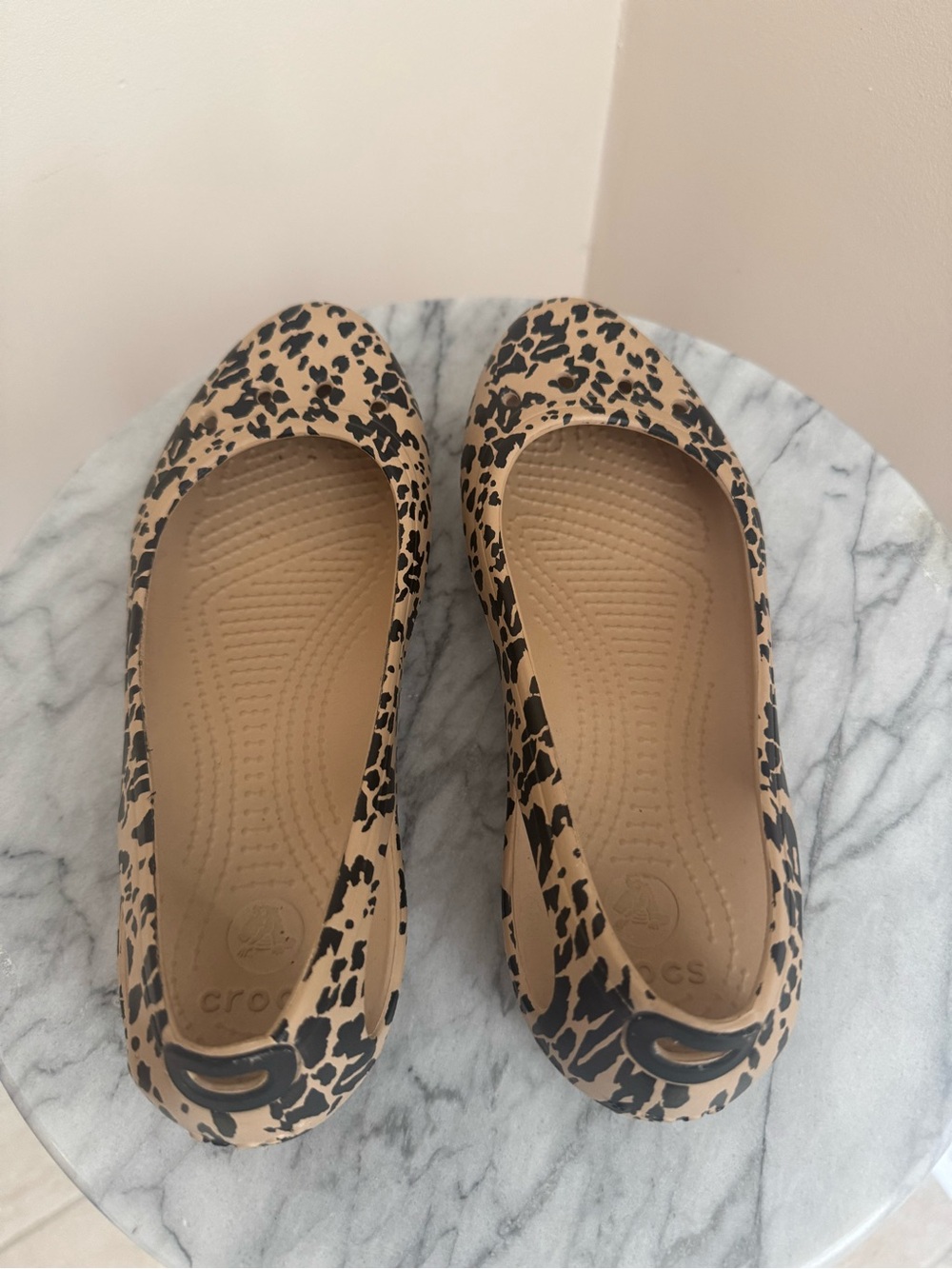 Crocs Kadee Ballet Flats Leopard Print Slip On Comfort Shoes Women’s Size 7 - Picture 5 of 9